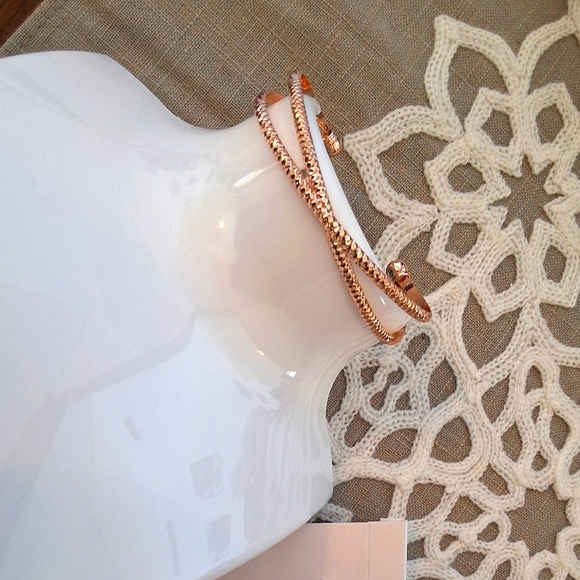 💥SALE💥Lauren Conrad NWT Rose Gold Adjustable Bracelet - Picture 2 of 4